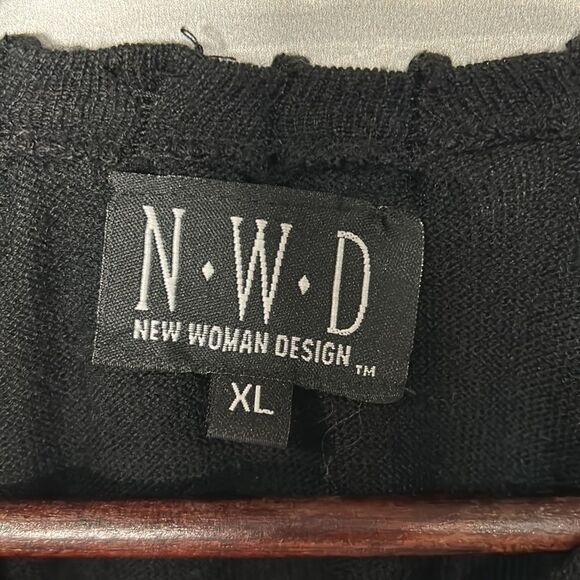 Beautiful shirt - Picture 2 of 4